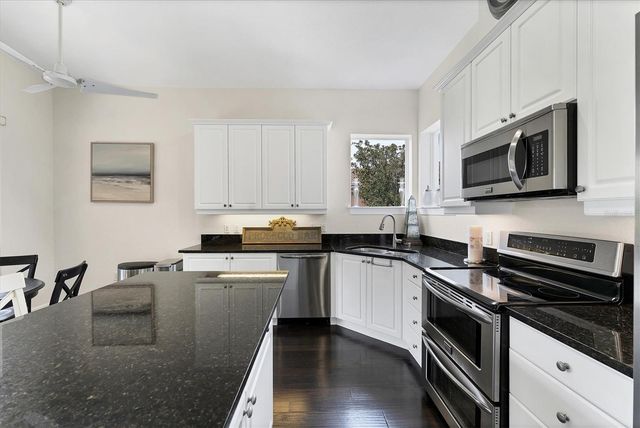 5469 46TH COURT W, Bradenton, FL 34210