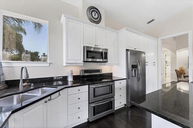 5469 46TH COURT W, Bradenton, FL 34210