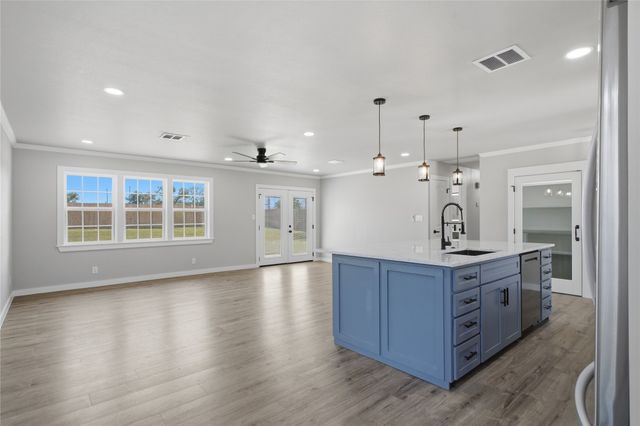 9412 E 40th Place, Tulsa, OK 74145