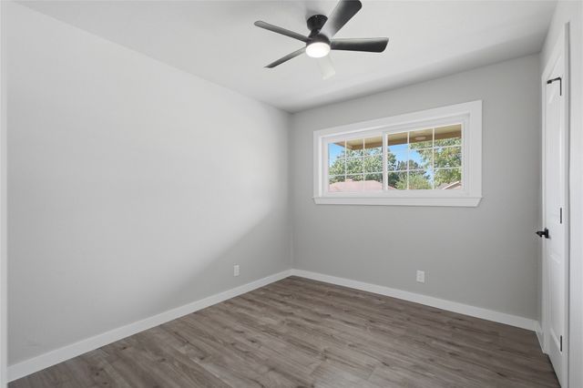9412 E 40th Place, Tulsa, OK 74145