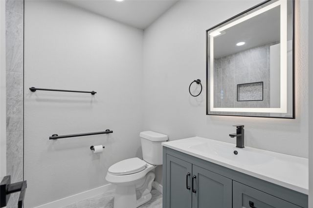 9412 E 40th Place, Tulsa, OK 74145