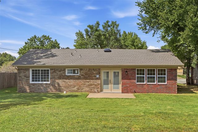 9412 E 40th Place, Tulsa, OK 74145