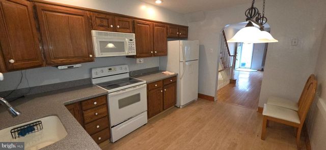 2602 S CAMAC ST, Philadelphia, PA 19148