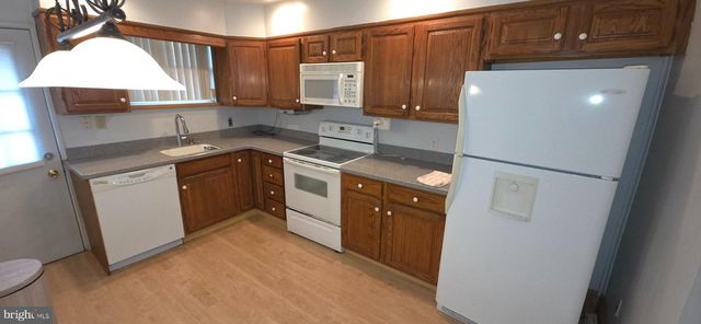 2602 S CAMAC ST, Philadelphia, PA 19148