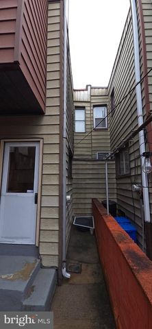 2602 S CAMAC ST, Philadelphia, PA 19148