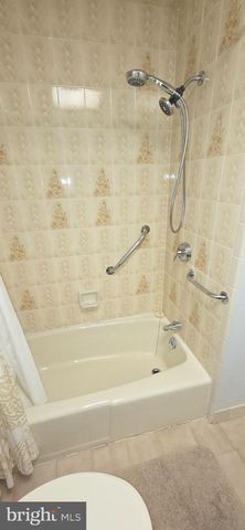 2602 S CAMAC ST, Philadelphia, PA 19148