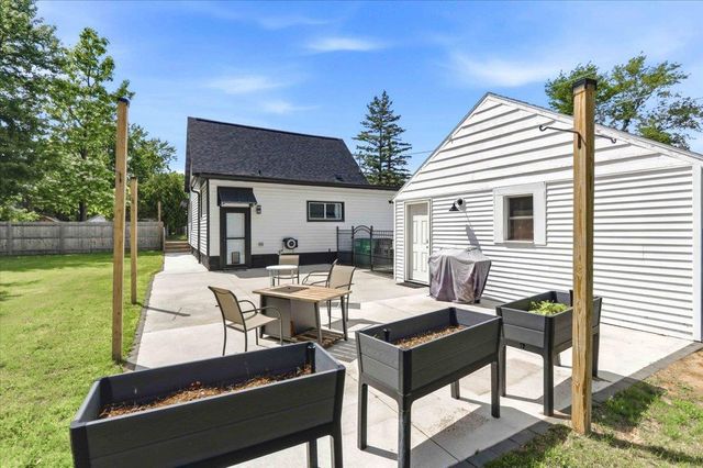 340 13TH STREET NORTH, Wisconsin Rapids, WI 54494