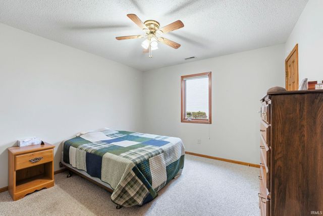 5516 Newland Place, Fort Wayne, IN 46835