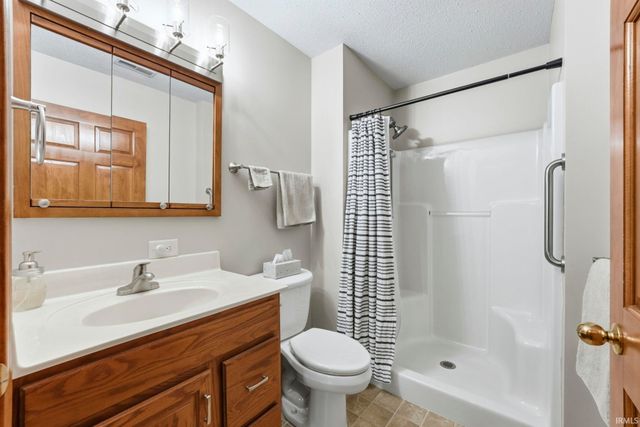 5516 Newland Place, Fort Wayne, IN 46835