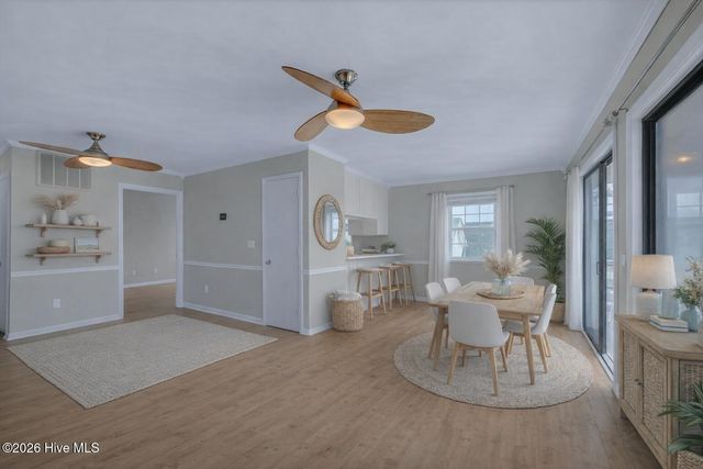 215 Atlanta Avenue Apt 3c, Carolina Beach, NC 28428