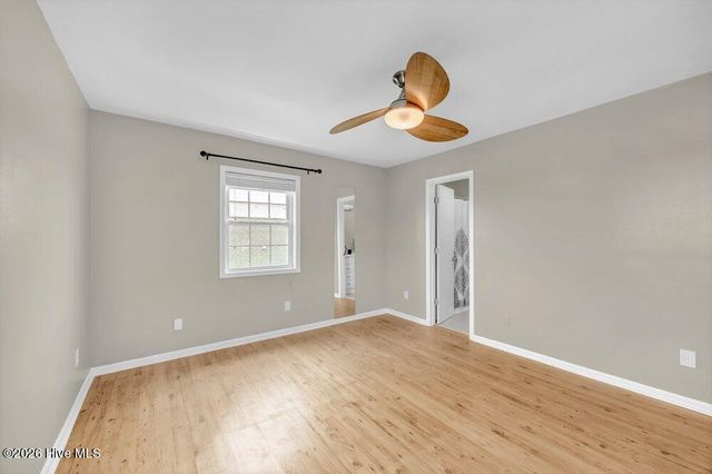 215 Atlanta Avenue Apt 3c, Carolina Beach, NC 28428