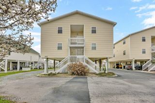 215 Atlanta Avenue Apt 3c, Carolina Beach, NC 28428