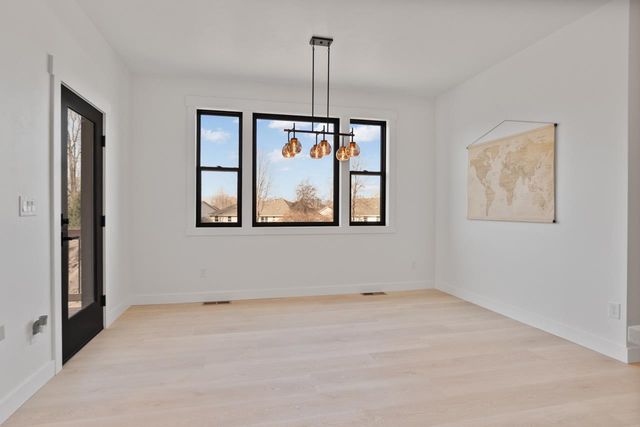 3379 GLENDALE AVENUE, Green Bay, WI 54313