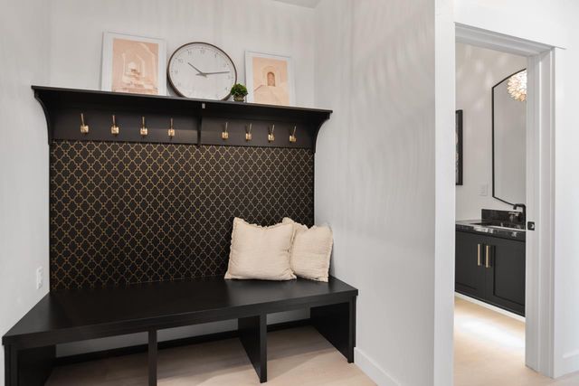 3379 GLENDALE AVENUE, Green Bay, WI 54313