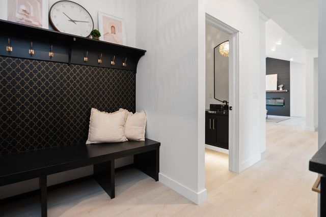 3379 GLENDALE AVENUE, Green Bay, WI 54313