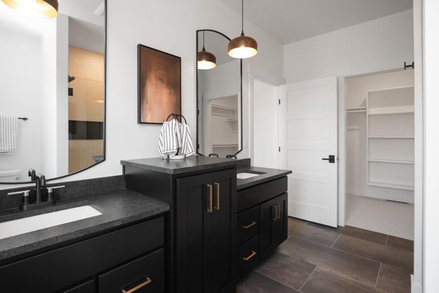 3379 GLENDALE AVENUE, Green Bay, WI 54313