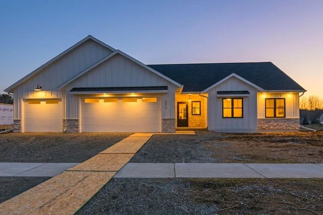 3379 GLENDALE AVENUE, Green Bay, WI 54313