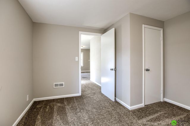 2616 N 59th Street, Lincoln, NE 68507