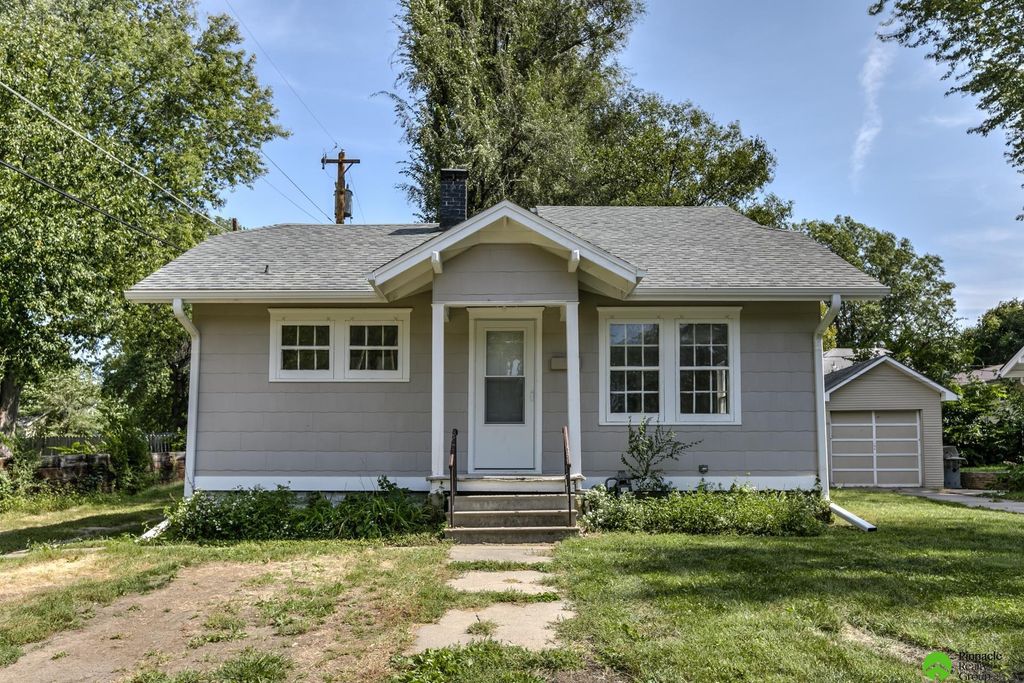 2616 N 59th Street, Lincoln, NE 68507