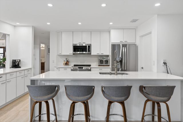 349 Seneca Lane, Boca Raton, FL 33487