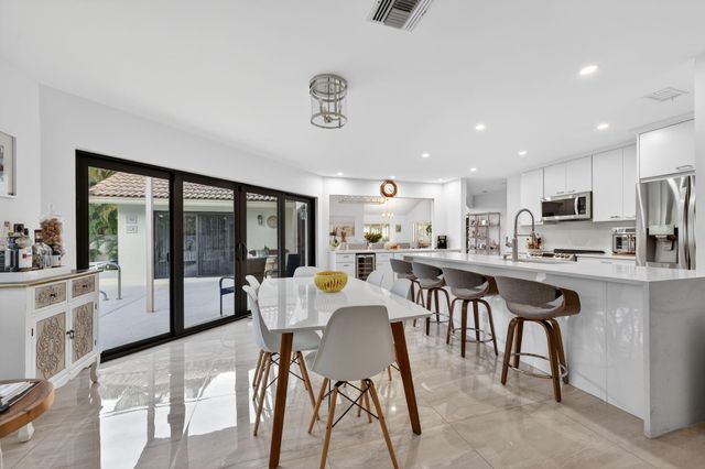 349 Seneca Lane, Boca Raton, FL 33487