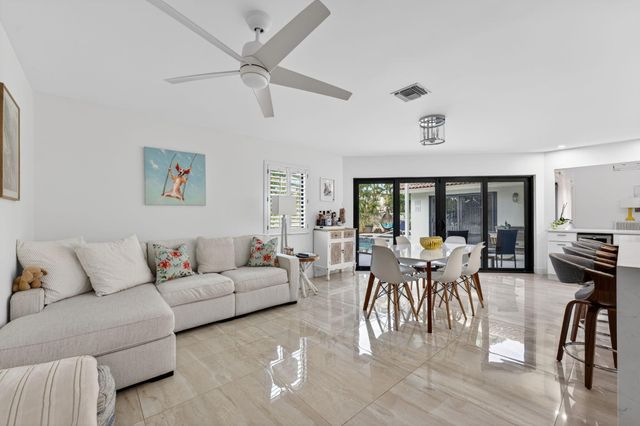 349 Seneca Lane, Boca Raton, FL 33487