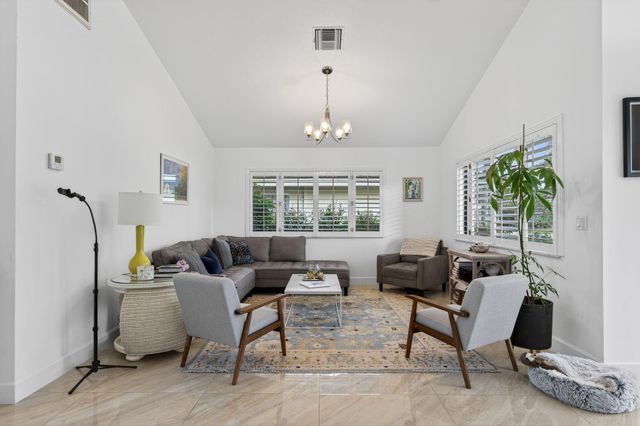 349 Seneca Lane, Boca Raton, FL 33487