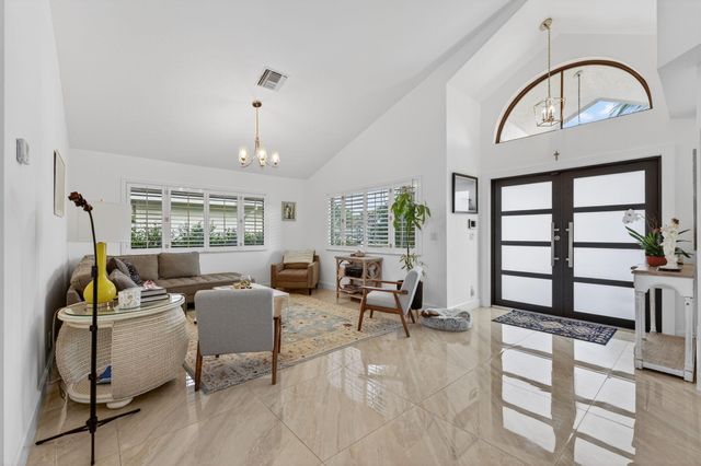 349 Seneca Lane, Boca Raton, FL 33487