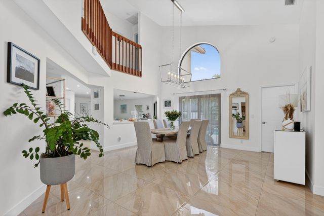 349 Seneca Lane, Boca Raton, FL 33487