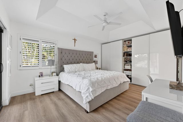 349 Seneca Lane, Boca Raton, FL 33487