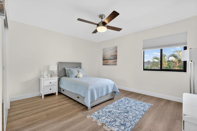 349 Seneca Lane, Boca Raton, FL 33487