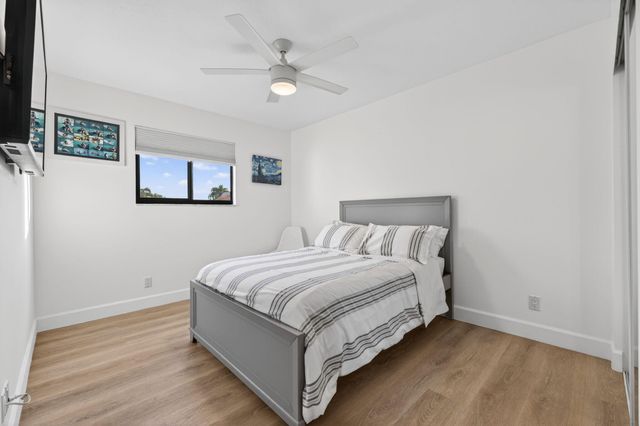 349 Seneca Lane, Boca Raton, FL 33487