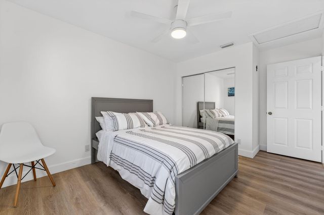 349 Seneca Lane, Boca Raton, FL 33487