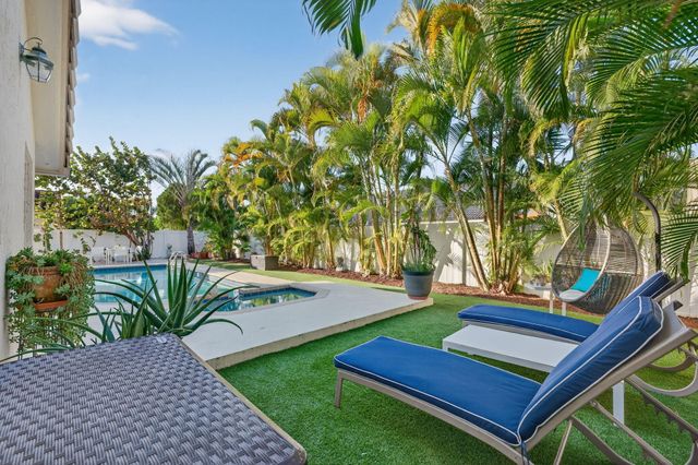 349 Seneca Lane, Boca Raton, FL 33487