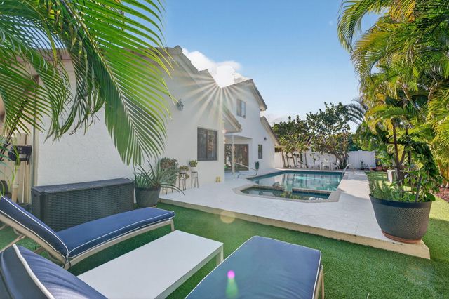 349 Seneca Lane, Boca Raton, FL 33487