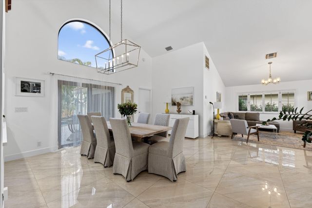 349 Seneca Lane, Boca Raton, FL 33487