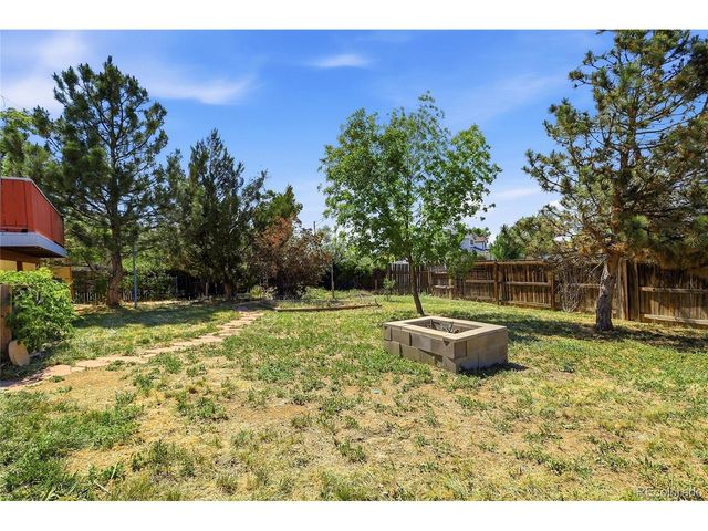 16109 E Montana Pl, Aurora, CO 80017