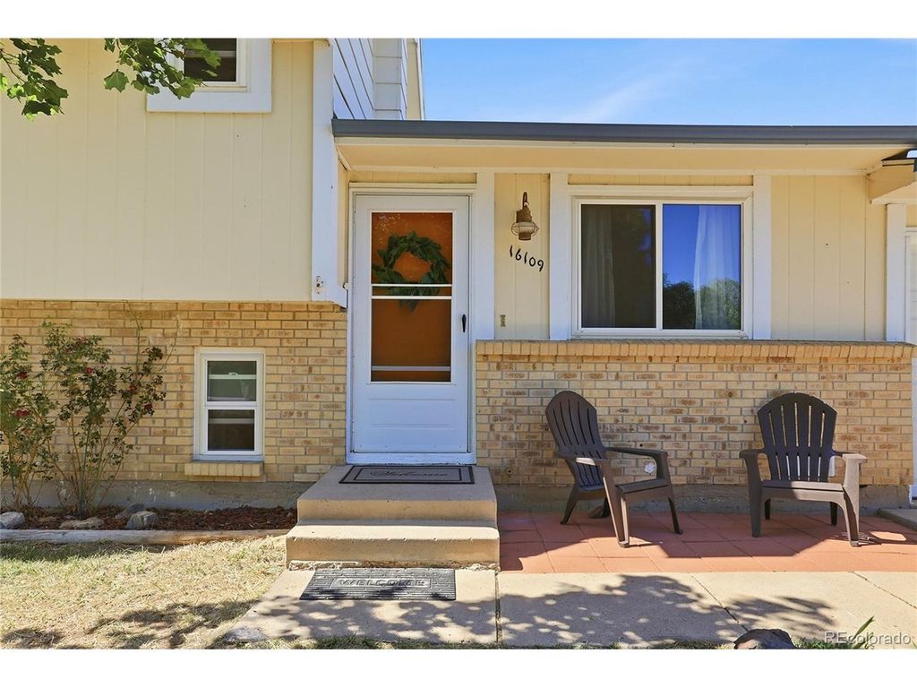 16109 E Montana Pl, Aurora, CO 80017