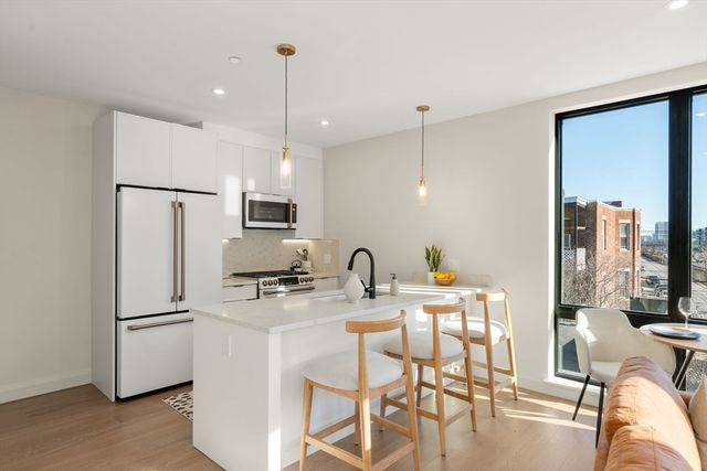 100 Lincoln Street 304, Boston, MA 02135