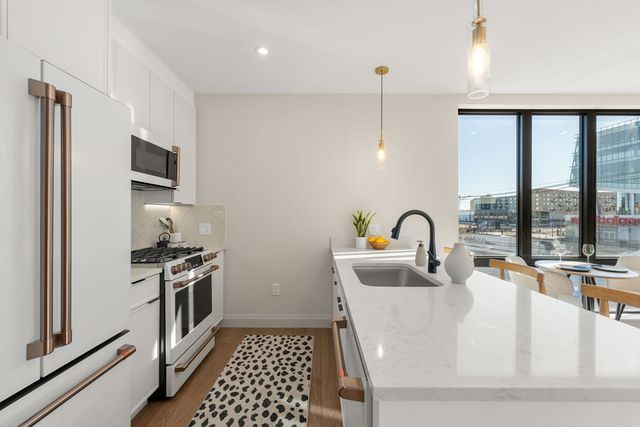 100 Lincoln Street 304, Boston, MA 02135