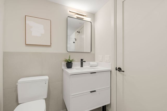 100 Lincoln Street 304, Boston, MA 02135