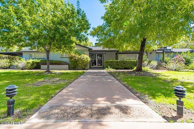 1417 N 44th Street, Phoenix, AZ 85008