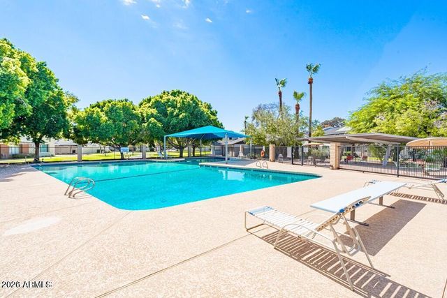 1417 N 44th Street, Phoenix, AZ 85008