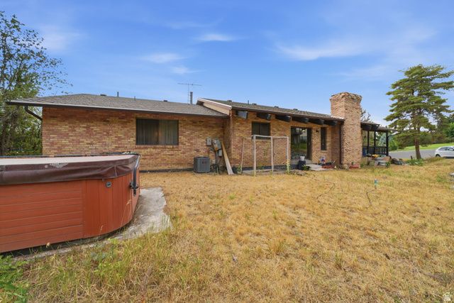 4304 N WINDSOR DR, Provo, UT 84604