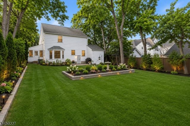 10 Reid Ave, Bloomfield Twp., NJ 07003