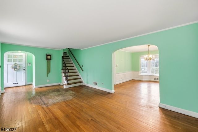 10 Reid Ave, Bloomfield Twp., NJ 07003