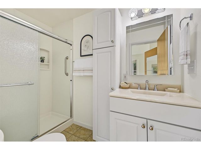 2555 Queen St, Denver, CO 80215