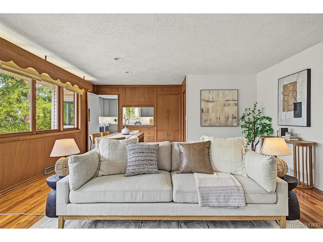 2555 Queen St, Denver, CO 80215