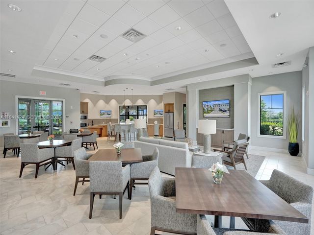 2343 Rollingwood Ct, Oakland Park, FL 33309