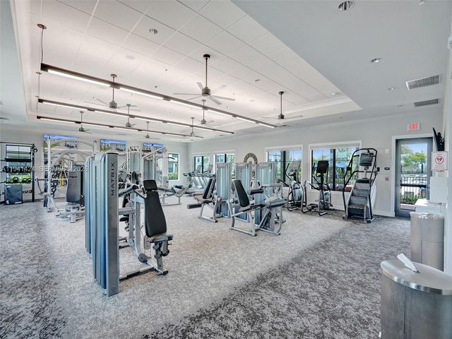 2343 Rollingwood Ct, Oakland Park, FL 33309